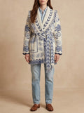 Arazzo – Cardigan lungo in maglia jacquard con cintura, panna e blu