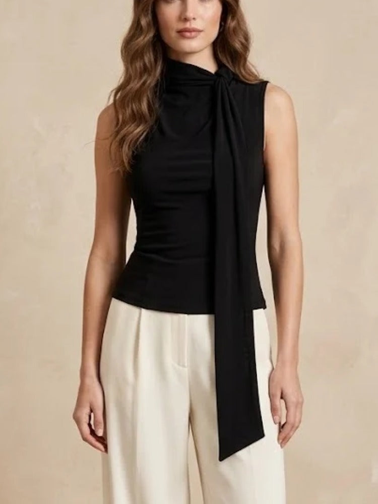 Top Smanicato con Sciarpa al Collo